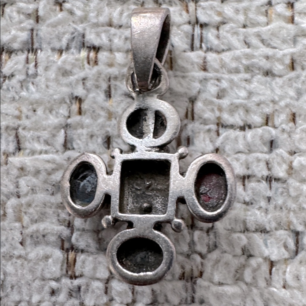Multicolor Stone Pendant - Picture 3 of 3